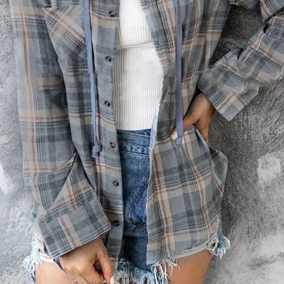 Shacket HOODIE!!! PLUS & Regular sizes. - Picture 4 of 5